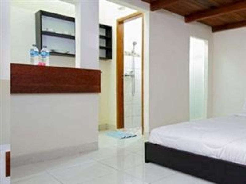 Super Oyo 91495 Hotel Indah Residence Denpasar Extérieur photo