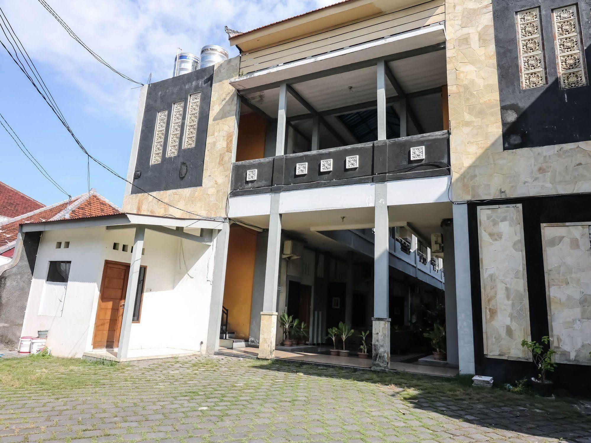 Super Oyo 91495 Hotel Indah Residence Denpasar Extérieur photo