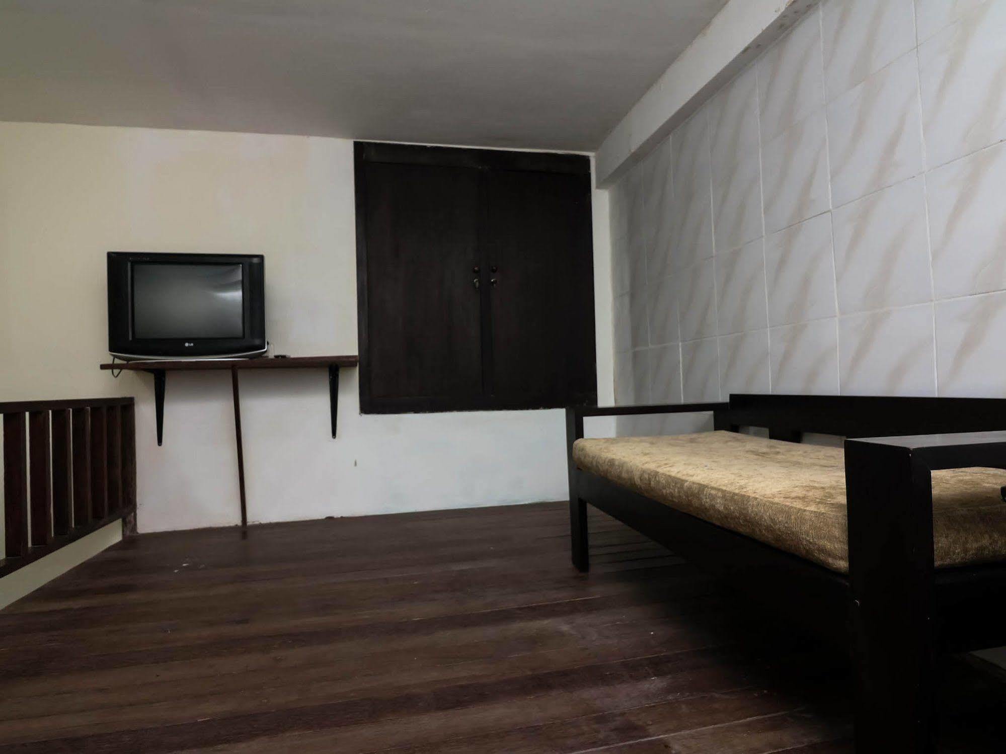 Super Oyo 91495 Hotel Indah Residence Denpasar Extérieur photo