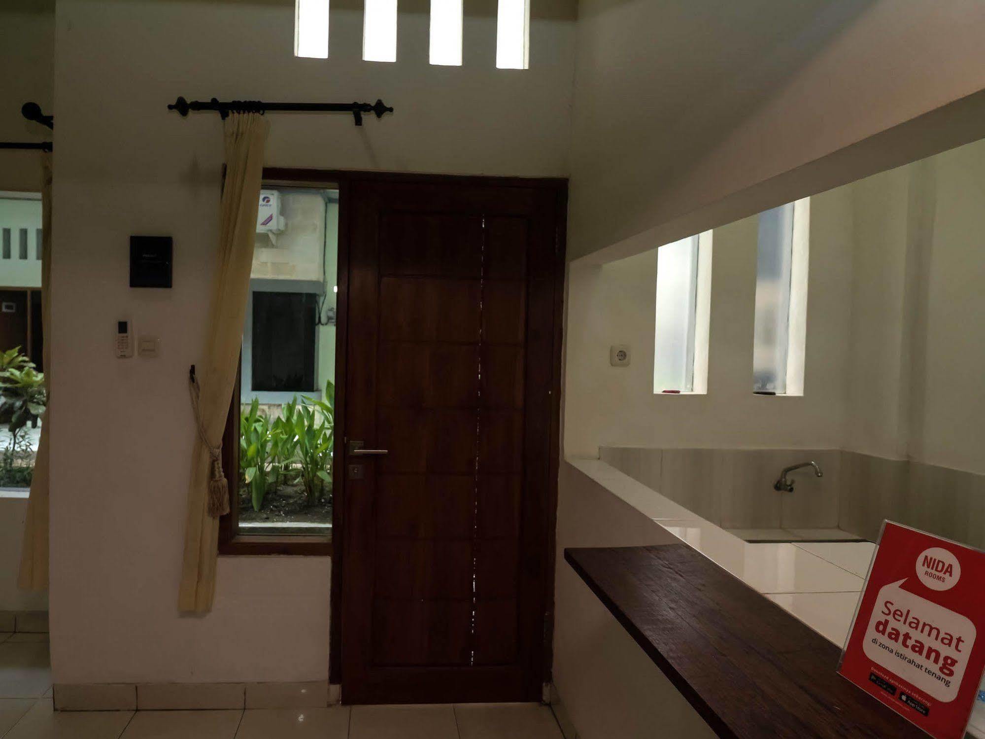 Super Oyo 91495 Hotel Indah Residence Denpasar Extérieur photo